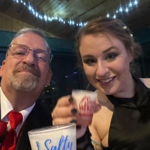 Meet your Posher, Gregory